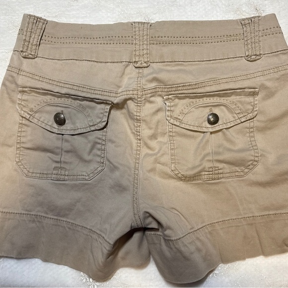 Vintage Y2K Khaki Utility Shorts Size 8 - Picture 3 of 5
